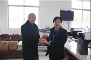 “關(guān)愛(ài)老人，寒冬送暖”——青峰創(chuàng)元集團(tuán)螢火蟲(chóng)愛(ài)心社第155期